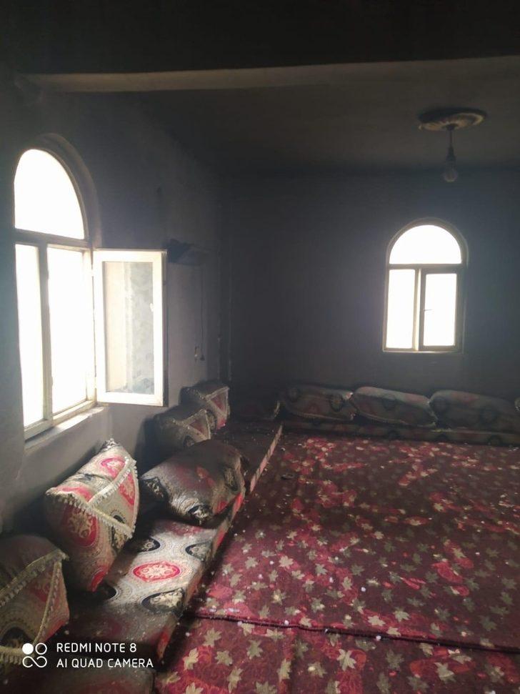 Taziye evinde yangın G4