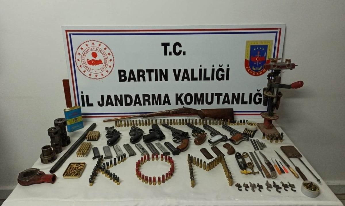 Bartın&rsquo;da silah operasyonu