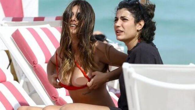 Herkesin içinde soyundu