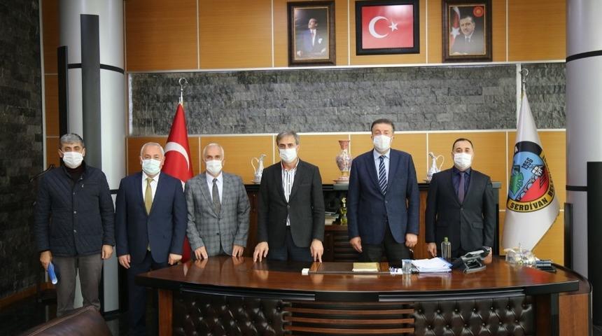 Serdivan Belediyesi ve İlçe Milli Eğitim Müdürlüğü arasında iş birliği protokolü imzalandı