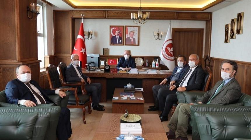 Rektör Aydın: "Üniversiteler şehirlerin gelişimi için lokomotif"