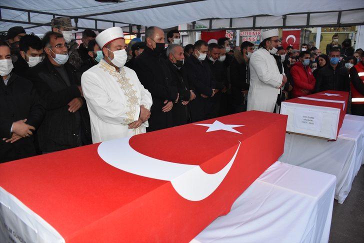 PKK'lı teröristlerin şehit ettiği işçi Van'da toprağa verildi G3