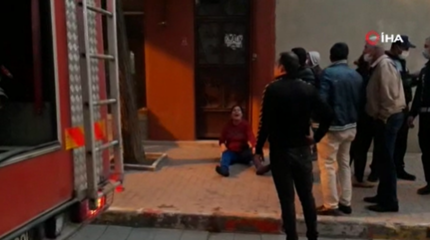 Oğlunun alevler i&ccedil;inde kaldığını sanan anne g&ouml;zyaşlarına boğuldu