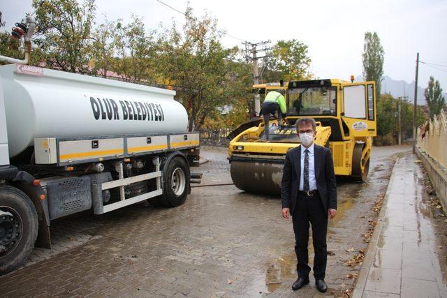 Olur’da Okullar Caddesi asfalt oluyor