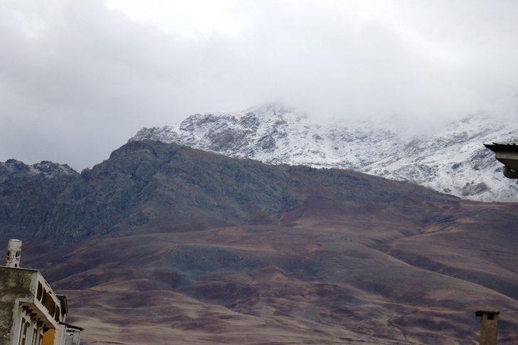 Erek Dağı’na mevsimin ilk karı yağdı G1