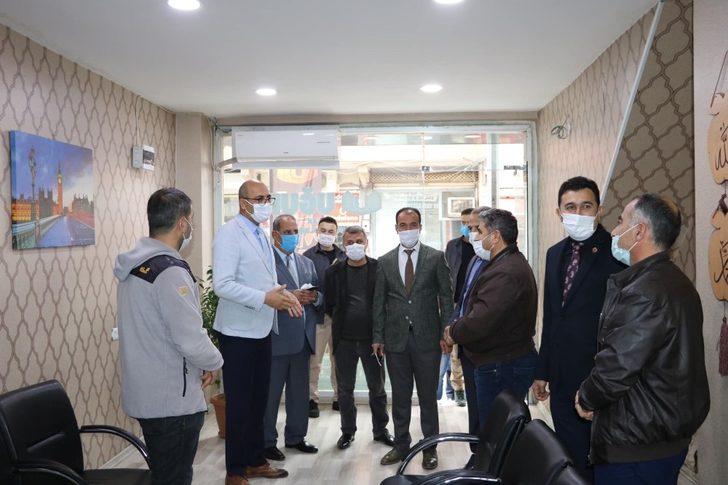 Kaymakam Aydın kapı kapı dolaşıp depremzedeler için yardım topladı G4