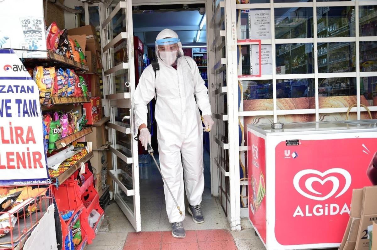 Mamak&rsquo;ta iş yerlerini dezenfekte işlemi devam ediyor