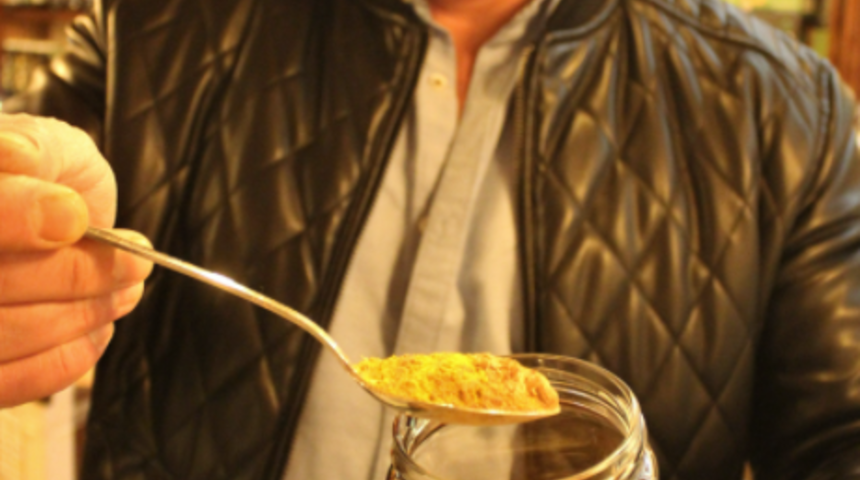 &Ouml;yle bir karışım hazırladı ki gribe 48 saat m&uuml;hlet verdi