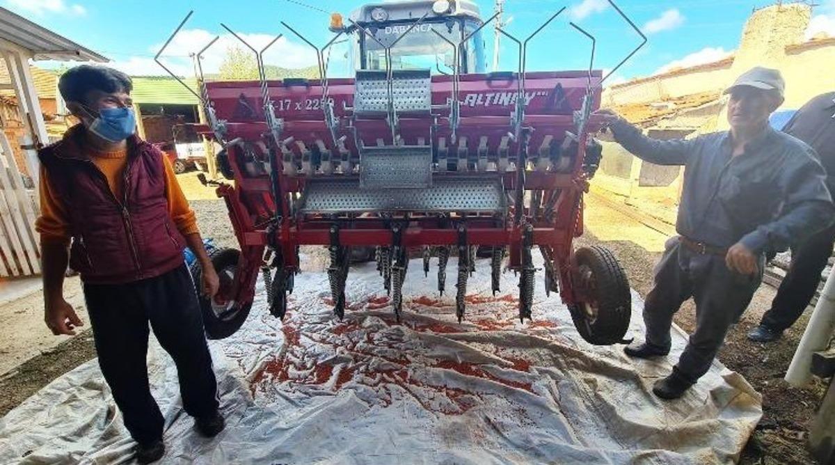 Tavşanlı &ccedil;ift&ccedil;isine &rsquo;Mibzerin&rsquo; bilgilendirmesi