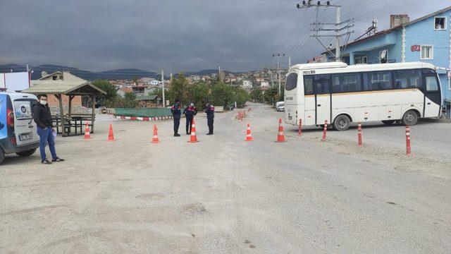 2 bin 781 nüfuslu Değirmenayvalı beldesi karantinaya alındı