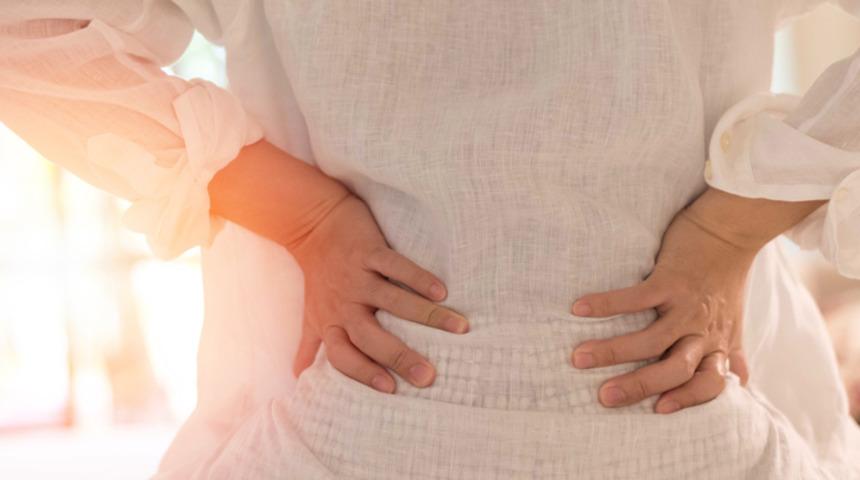 Böbrek ağrısına ne iyi gelir? Böbrek ağrısı nedenleri ve tedavisi nasıl olur?