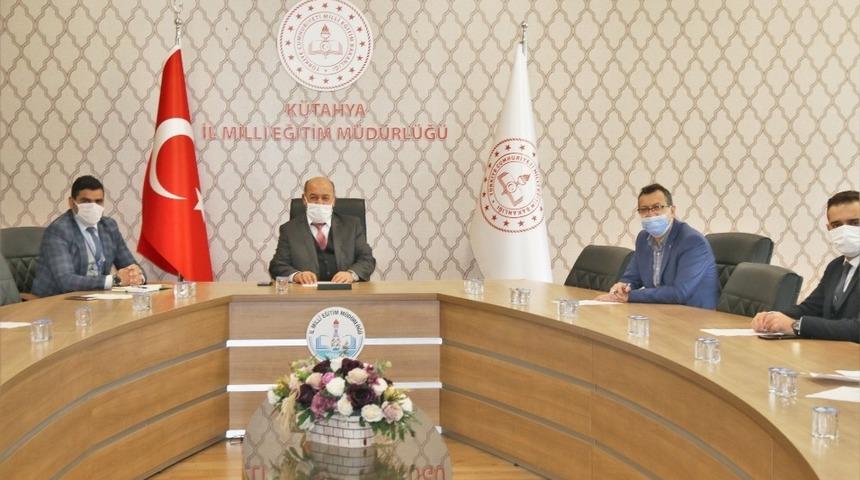 Ger&ccedil;ekleştirilen bilimsel &ccedil;alışmalar istişare edildi