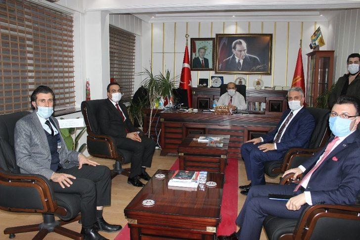 Osmanlı Ocakları Genel Başkanı Canpolat, Kaymakam Ünal’ı ziyaret etti G1