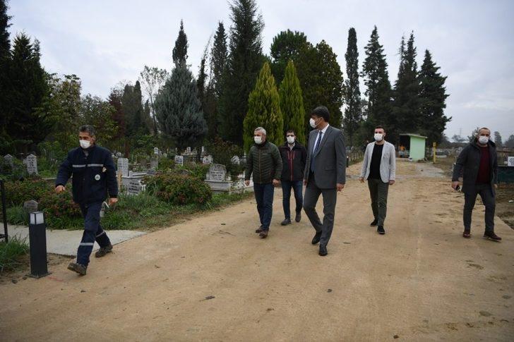 Kocaman, Uzunbey Mezarlığını ziyaret etti G1