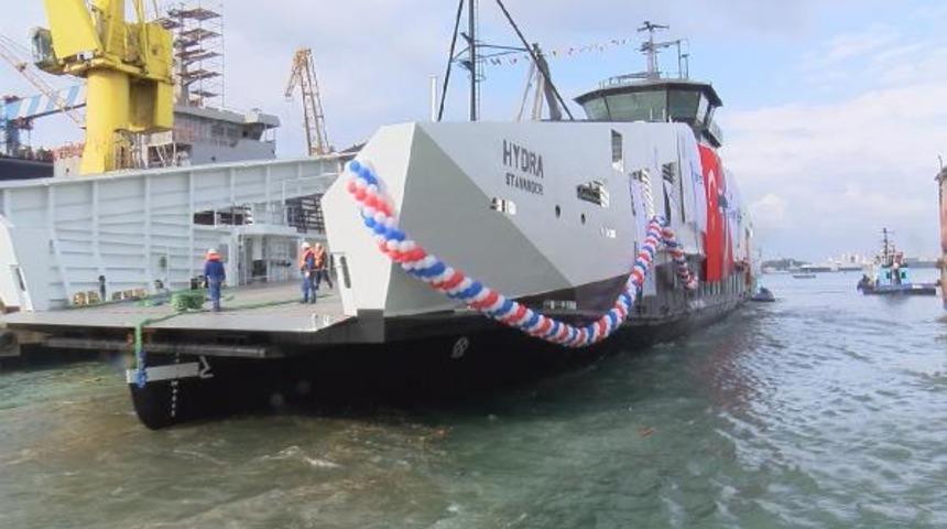 Dünyada bir ilk! Hidrojen yakıtlı feribot suyla buluştu