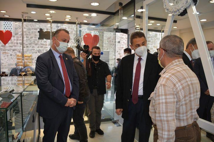 Validen vatandaşlara uyarı: "Kurban olurum tedbirli olalım" G3