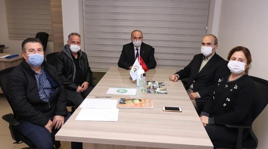 Başkan &Ouml;zl&uuml;, &Ccedil;evre &ccedil;alışma gurubu ile bir araya geldi