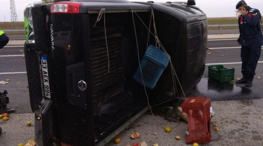 Ereğli’de kamyonet devrildi: 2 yaralı