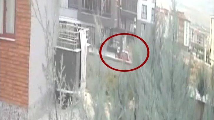 Anne ve kızının öldürüldüğü saldırı güvenlik kamerasında G3