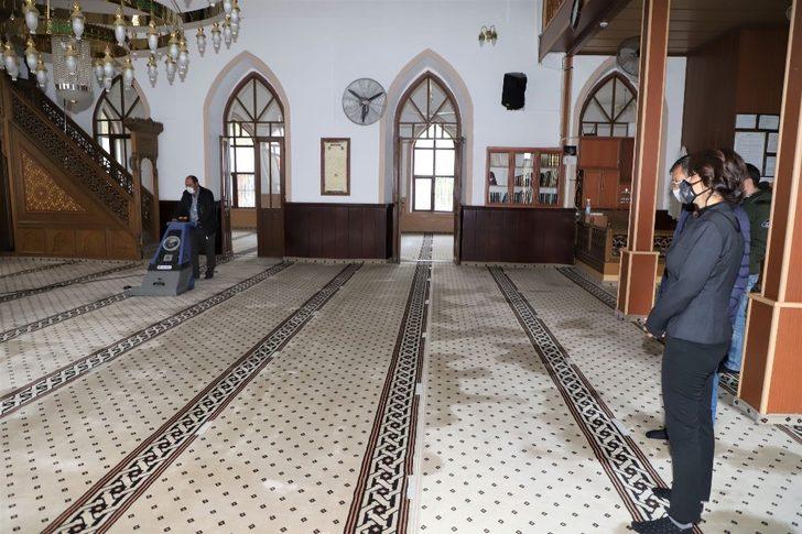 Turgutlu Belediyesinden camilere kış temizliği G4