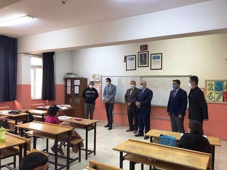 Hekimhan’da okullarda covid-19 denetimi G1