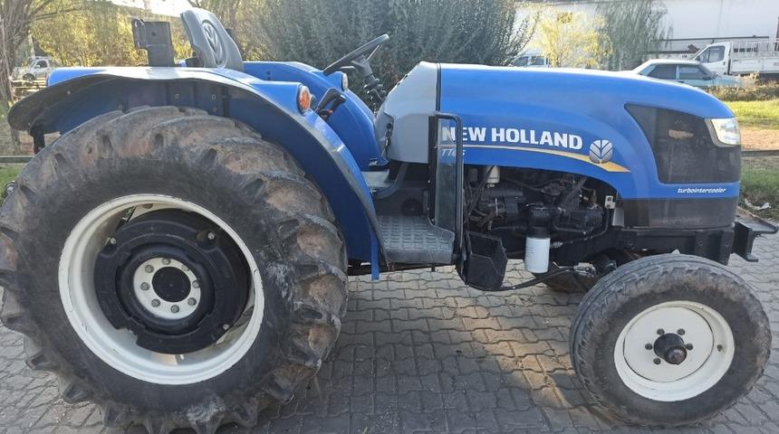 Manisa&rsquo;dan &ccedil;alınan trakt&ouml;r, Adıyaman&rsquo;da bulundu