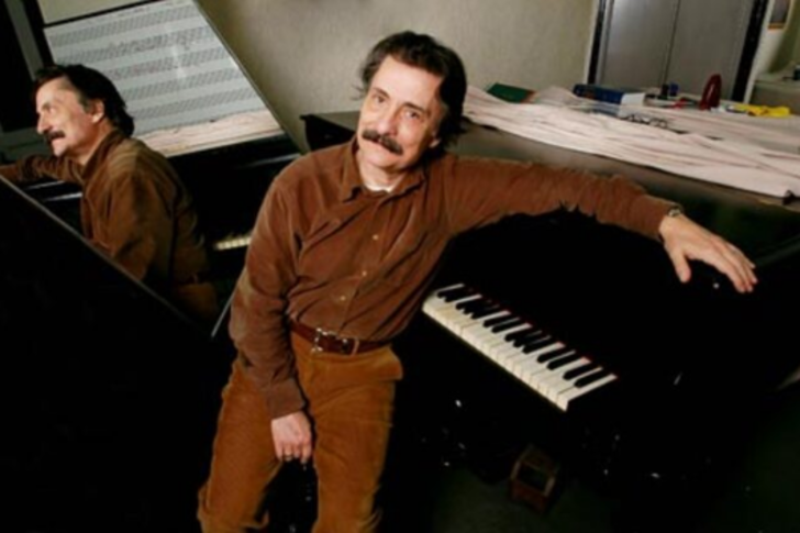 Usta müzisyen Timur Selçuk’un vefatı, ünlü isimleri duygulandırdı! Sanat camiası yasa boğuldu!