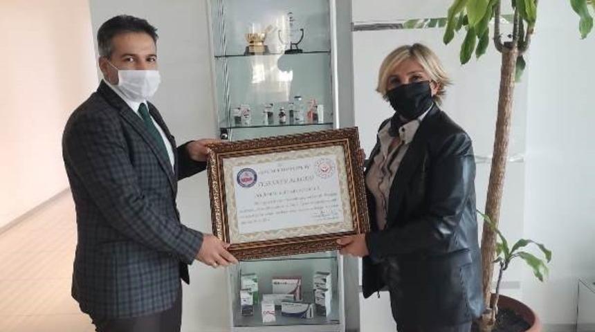 Yardım kampanyasına destek olan firmalara teşekk&uuml;r belgesi