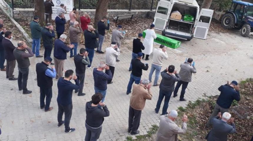 Acı olay! Baba ve oğlu 6 gün arayla koronavirüsten hayatını kaybetti