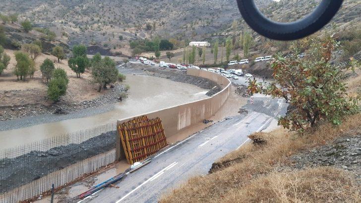 Şemdinli’de sel G1