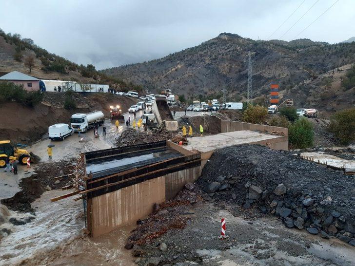 Şemdinli’de sel G3