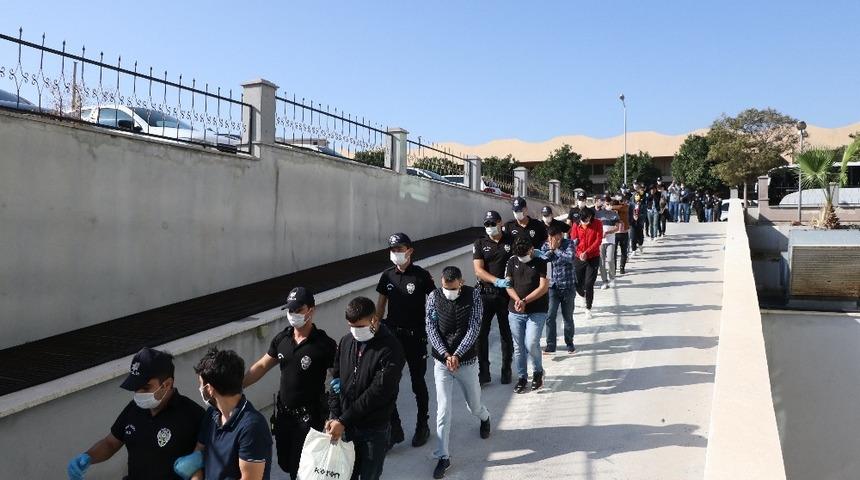 Sahte bahis zanlılarından 14&rsquo;&uuml; tutuklandı