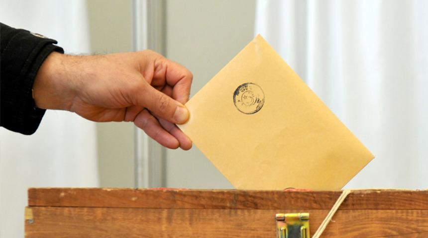 İstanbul Ekonomi Araştırma anket sonu&ccedil;larını a&ccedil;ıkladı: Erken se&ccedil;im olmalı mı?