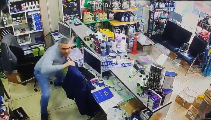 İzmir'deki depremde iş yerinde yaşanan panik anları kamerada