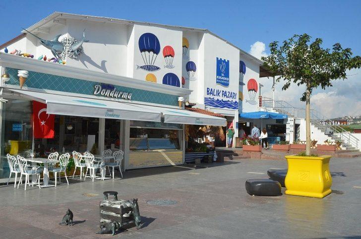 Kuşadası’nda balık bereketi yaşanıyor G4