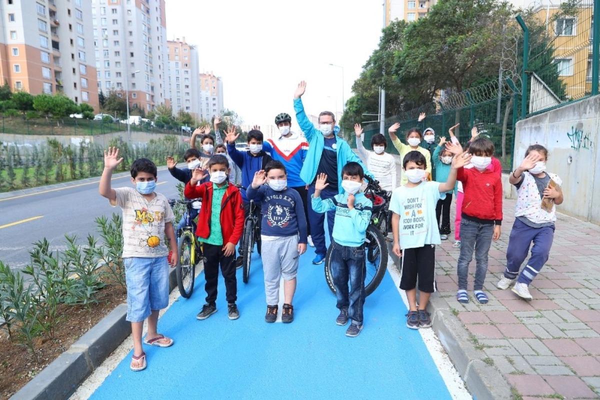 Mutluluğa ilk pedalı Başkan Kartoğlu &ccedil;evirdi