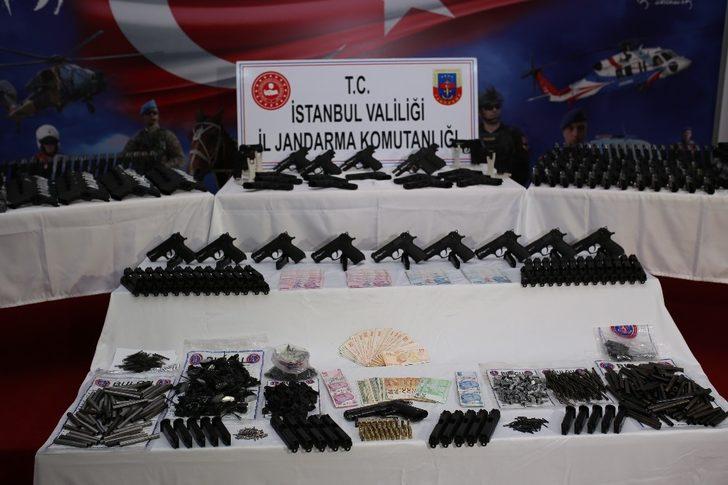 İstanbul’da “suç atölyesine” jandarma baskını G5