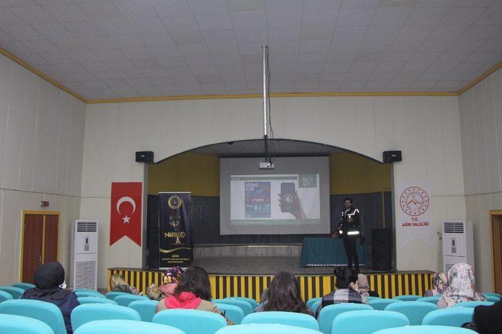 Ağrı’da annelere “En İyi Narkotik Polisi; Anne” semineri verildi G1