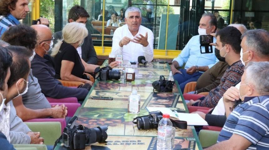 G&uuml;ndeş, Anamur&rsquo;da gazetecilerle buluştu