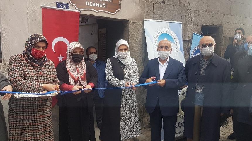 Kayseri Gönüllü Kültür Kuruluşları Derneği’nin yeni hizmet binası açıldı