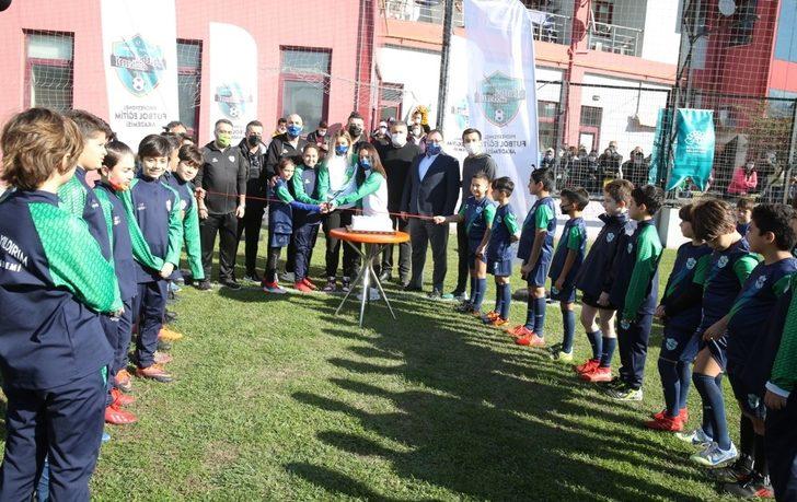 Nilüfer Belediyespor Sercan Yıldırım Futbol Akademi kapılarını açtı G4