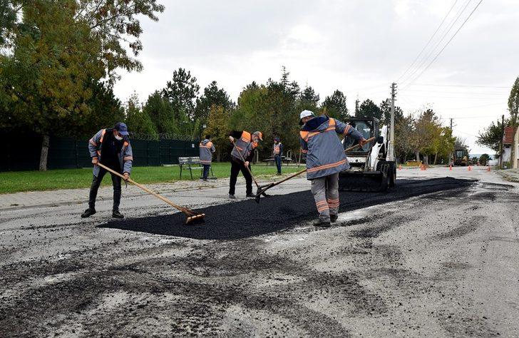 Tepebaşı Belediyesi ekipleri kırsalda ve merkezde çalışmalarını sürdürüyor G1