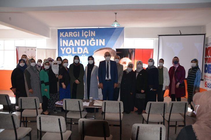 AK Parti’de Esra Peker güven tazeledi G4