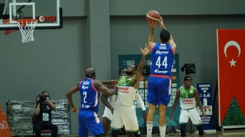 Anadolu Efes, ligde 7'de 7 yaptı