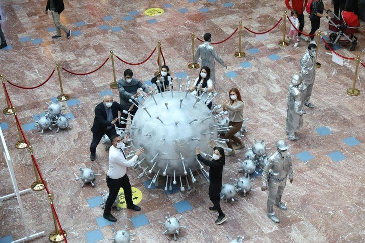 Canlı heykeller korona virüse karşı uyardı G1