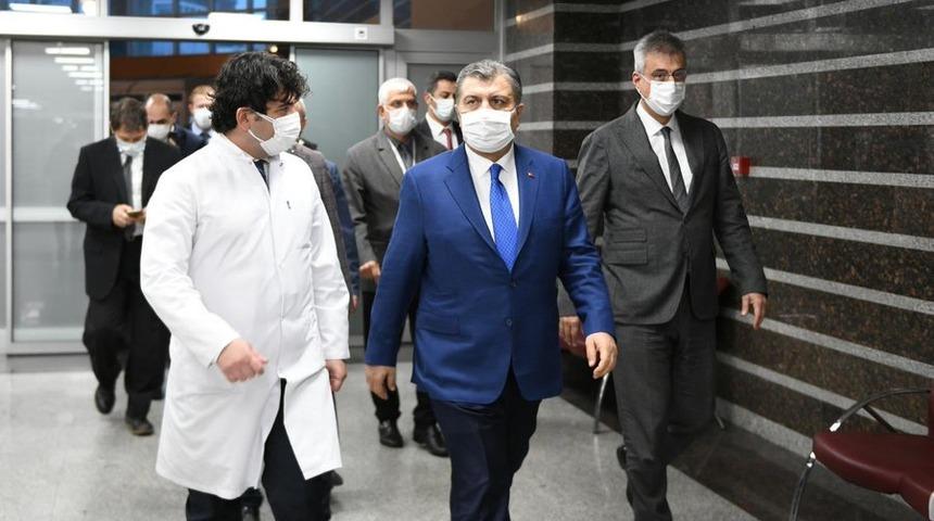 Sağlık Bakanı Koca'dan Gaziosmanpaşa Eğitim ve Araştırma Hastanesine ziyaret