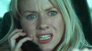 Ünlü oyuncu metroda kendisini görüntüleyen kişiden intikamını aldı