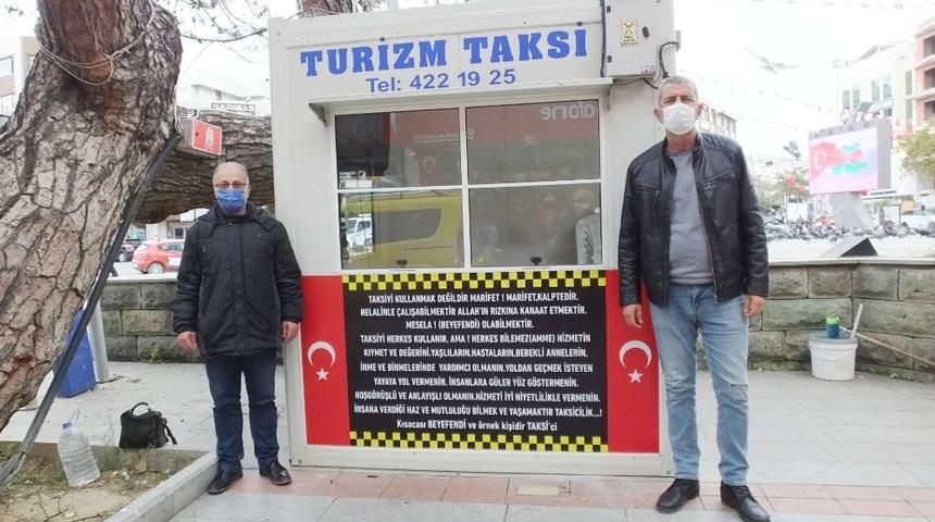 Taksicilerden anlamlı yazı