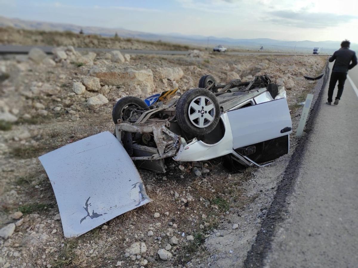 Şuhut&rsquo;ta trafik kazası: 5 yaralı