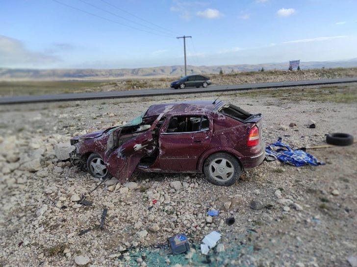 Şuhut’ta trafik kazası: 5 yaralı G2